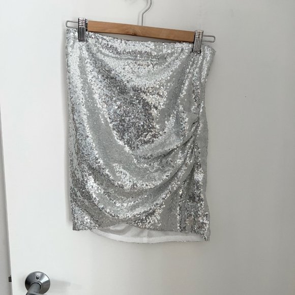 Ruched Tulip Hem Sequin Mini Skirt Silver Size Medium - Picture 6 of 11